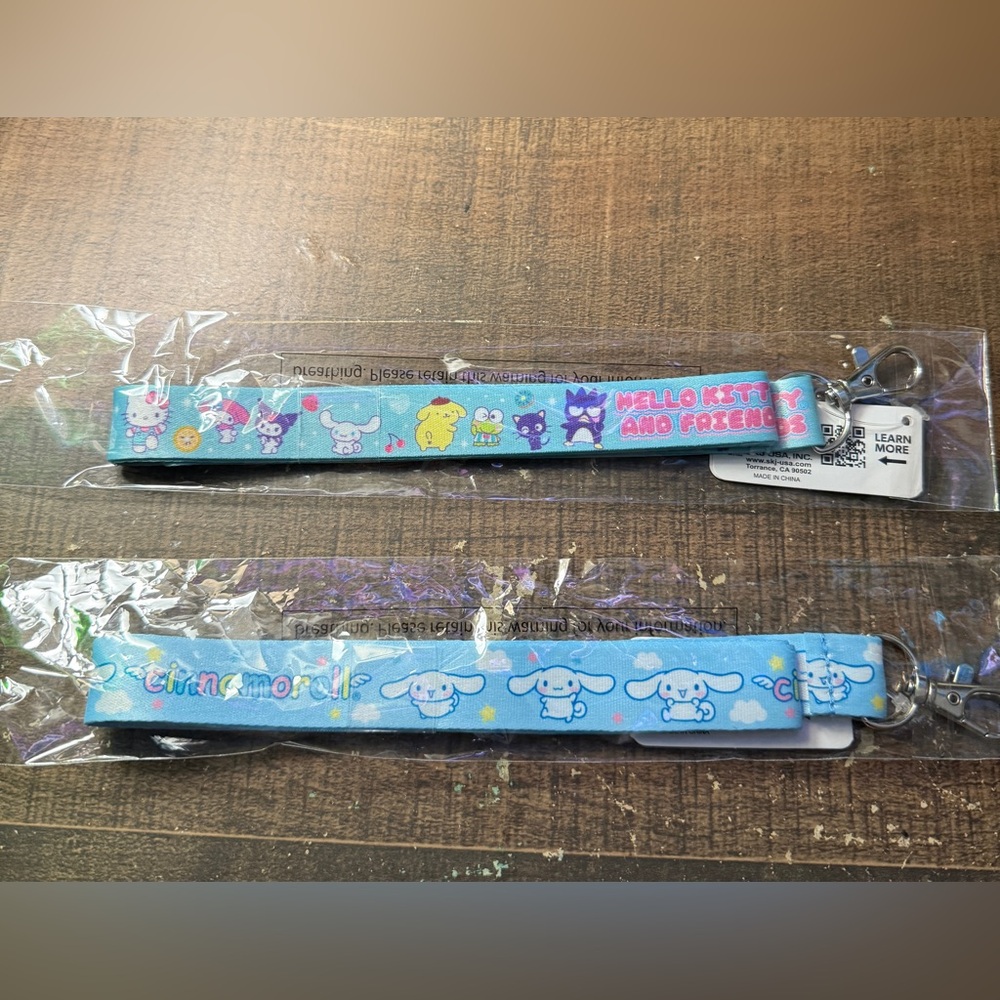Hello Kitty and Friends & Cinnamoroll Lanyard Set
